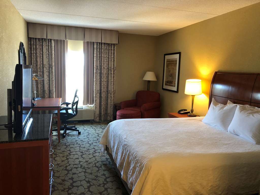 Hilton Garden Hotel 3*